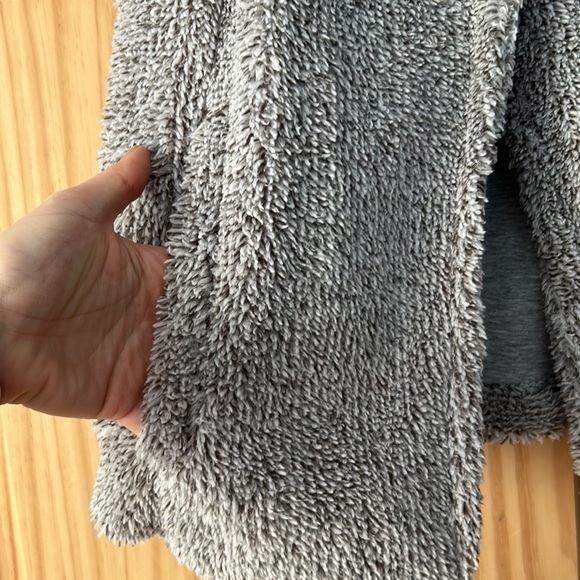 Maurice’s Vest - Picture 2 of 3